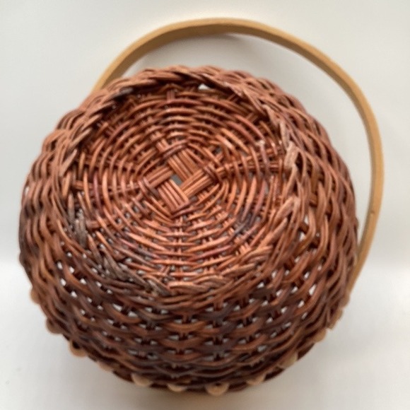 Rustic Wicker Basket Wood Handle Decorative Beads 6"H - Picture 4 of 7